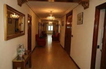 Hostal Ana Belen Madrid Exterior photo